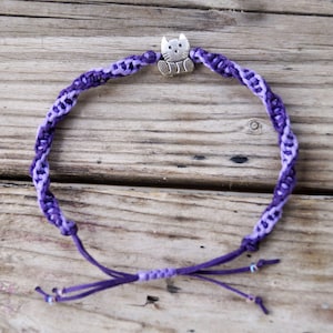 Macrame Bracelet &quot;LITTLE PURPLE CAT&quot;, Macrame Metallic Motif Bracelet,  Macrame Jewelry for Women, Macrame for Women, Gift for Women