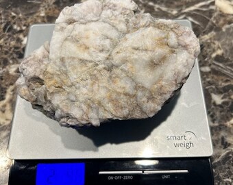 Milky Quartz or White Quartz