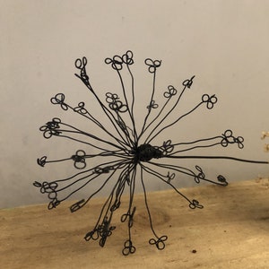Handcrafted Black Wire Allium Flower: Minimalist Chic Home Decor
