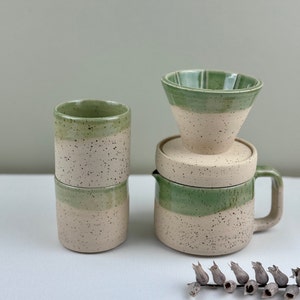 Keramische koffie opschenk | Set met druppelaar en kan van modern aardewerk | Overgieten met koffie | Koffiebrouwer | Handgemaakte keramische koffiedruppelaar