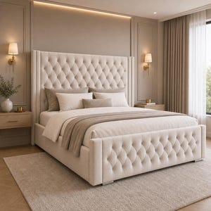 Estructura de cama Chestaflora, cama de lujo con cabecero alado, cama tapizada Chesterfield, cama de terciopelo color crema, muebles de dormitorio de diseño, cama hecha a mano en el Reino Unido