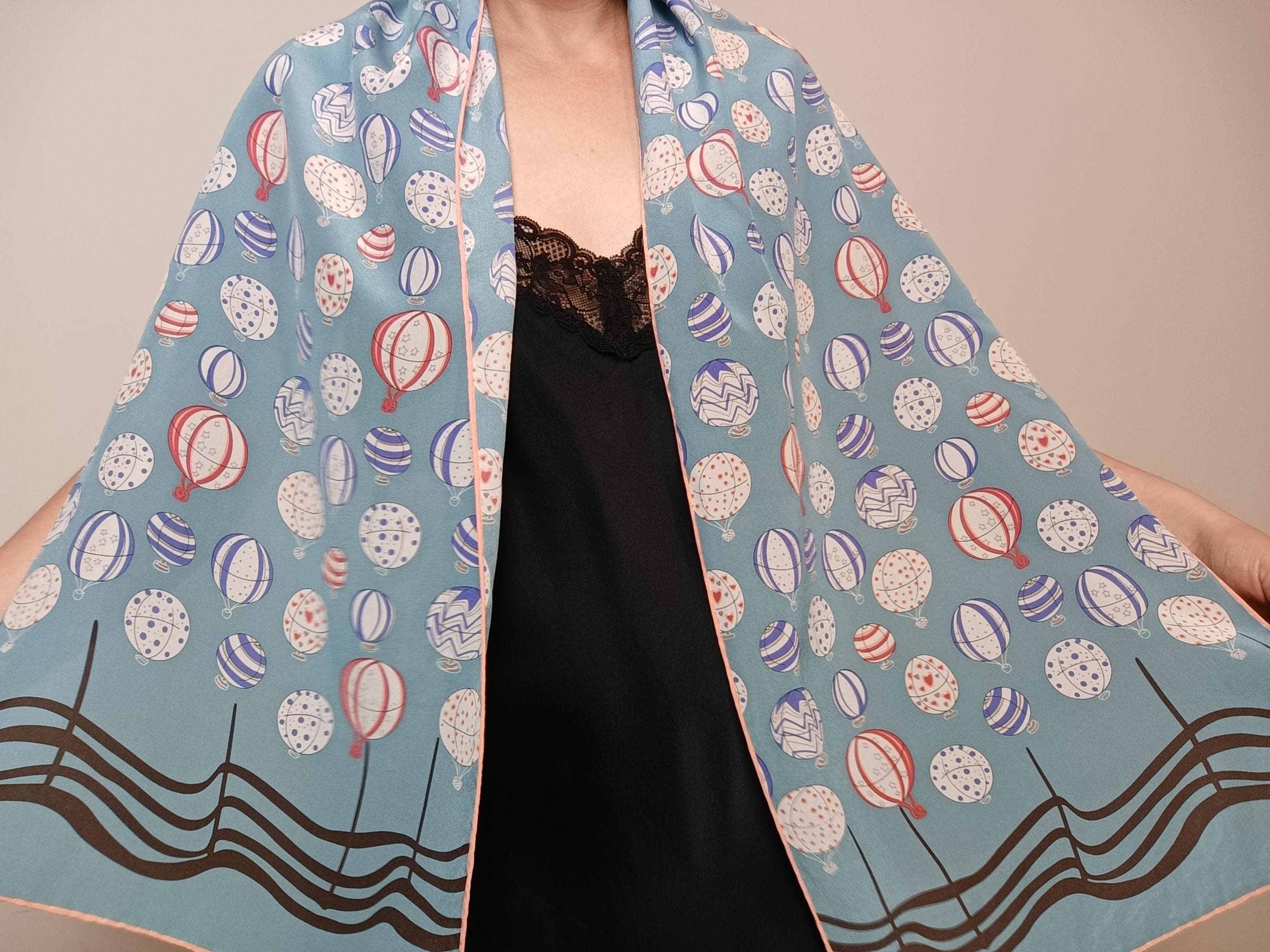 Balloon scarf Italia