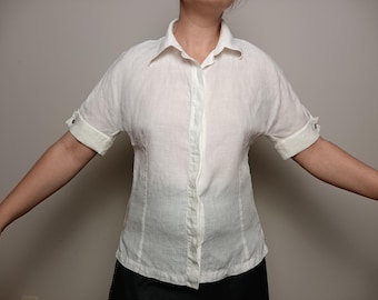 Vintage Max Mara White Linen Blouse/ Classic Button up / Linen