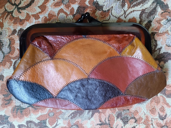 Vintage 70s patchwork leather clutch bag/ lucite clasp handbag
