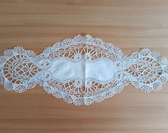 Vintage linen lace doily / Handmade linen doily