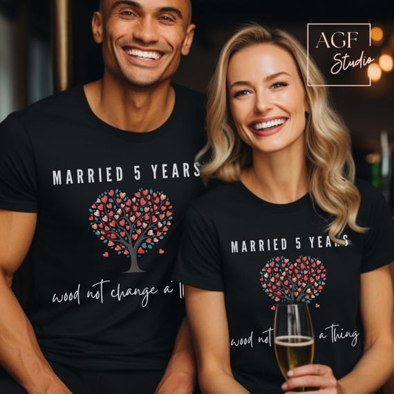 Anniversary Gift T-Shirt For 5 Years Marriage Couple Tee Anniversary Gift T-Shirt For 5 Years Marriage Couple Tee