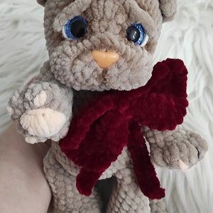 Wzór z opisem. Zdjęcie procesu. Szczeniak amigurumi. Szydełkowany pluszowy piesek. zdjęcie 3