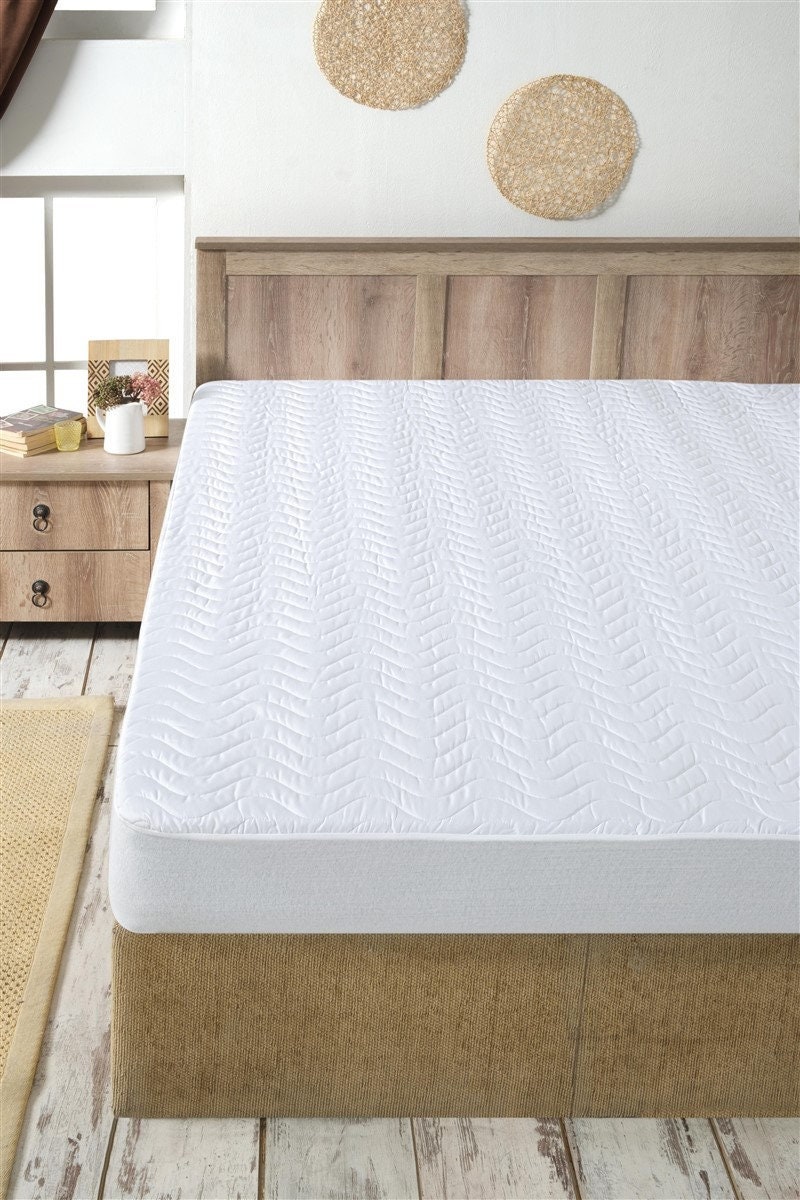 Marshmallow Burlap Twin Mattress Cover by World Market