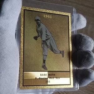 Collectible Card of the famous Baseball Player Georges Herman Ruth Babe Ruth 1961 24 carat Gold Plated Reproduction Collectible Replica Rare