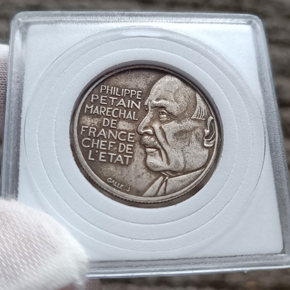 Pièce De 10 Francs Pétain 1941 - Bronze-nickel, Qualité SUP - Essai Vézien - Rare (moins De 20 Exemplaires)