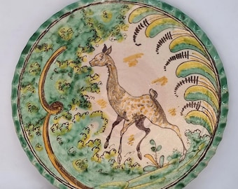 Antiguo plato de pared español "Puente del Arzobispo" de terracota esmaltada y pintada a mano, coleccionable.