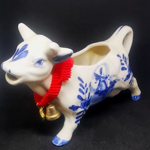 Extremely Rare Vintage Delfts Blauw Holland Porcelain Milk Creamer, Holland 1960s. Collectible.