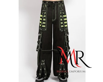 Black Techwear Cargo Pants, Emo Gothic y2k baggy Cargo Steam Punk Cyberpunk Pants, With Chains & Green Net Patches Converted to Shorts