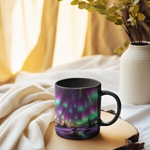 Nordlichter Schwarz glänzend Tasse - Aurora Borealis Kaffeetasse - Nachthimmel Geschenk