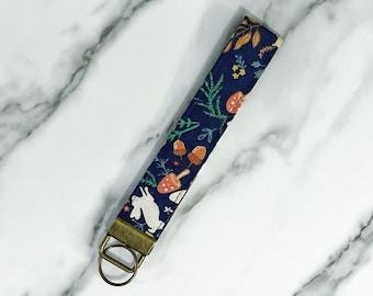 Cute Woodland Themed Wristlet Keychain, Mushrooms Keychain, Wristlet Nature, Mushroom Keychain Wristlet, Deer Wristlet, Plant Keychain