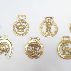 Vintage Set of 7 Horse Brass Medallions | Antique Decorative Horse Brass Plaques Martingale collection | Seven Brass Ornaments | England (PB