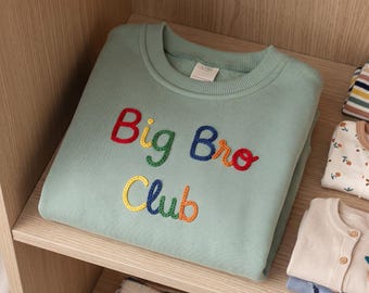 Handbroderad Big Bro/Big Sis Club-tröja, syskonpresent, neutral blå babypresent, småsysterpresent