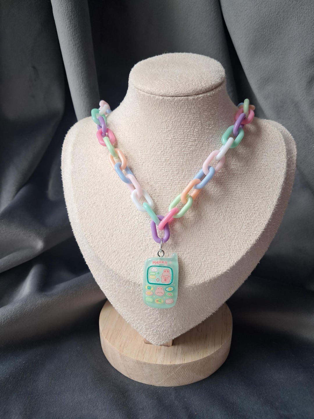 Harajuku pendant necklace, decora kei fashion, colorful jewelry, kidcore aesthetic, kawaii fairy kei accessories, cutecore pastel chain