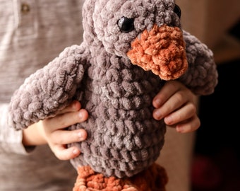 Gloria The Goose Crochet Pattern