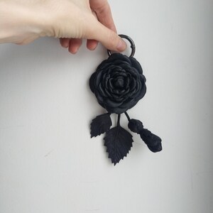 Black leather rosehip flower, Keychain with roses,Black Leather Purse Charm ,Black Rose Leather Flower Keychain Bag Charm, gift for her zdjęcie 6