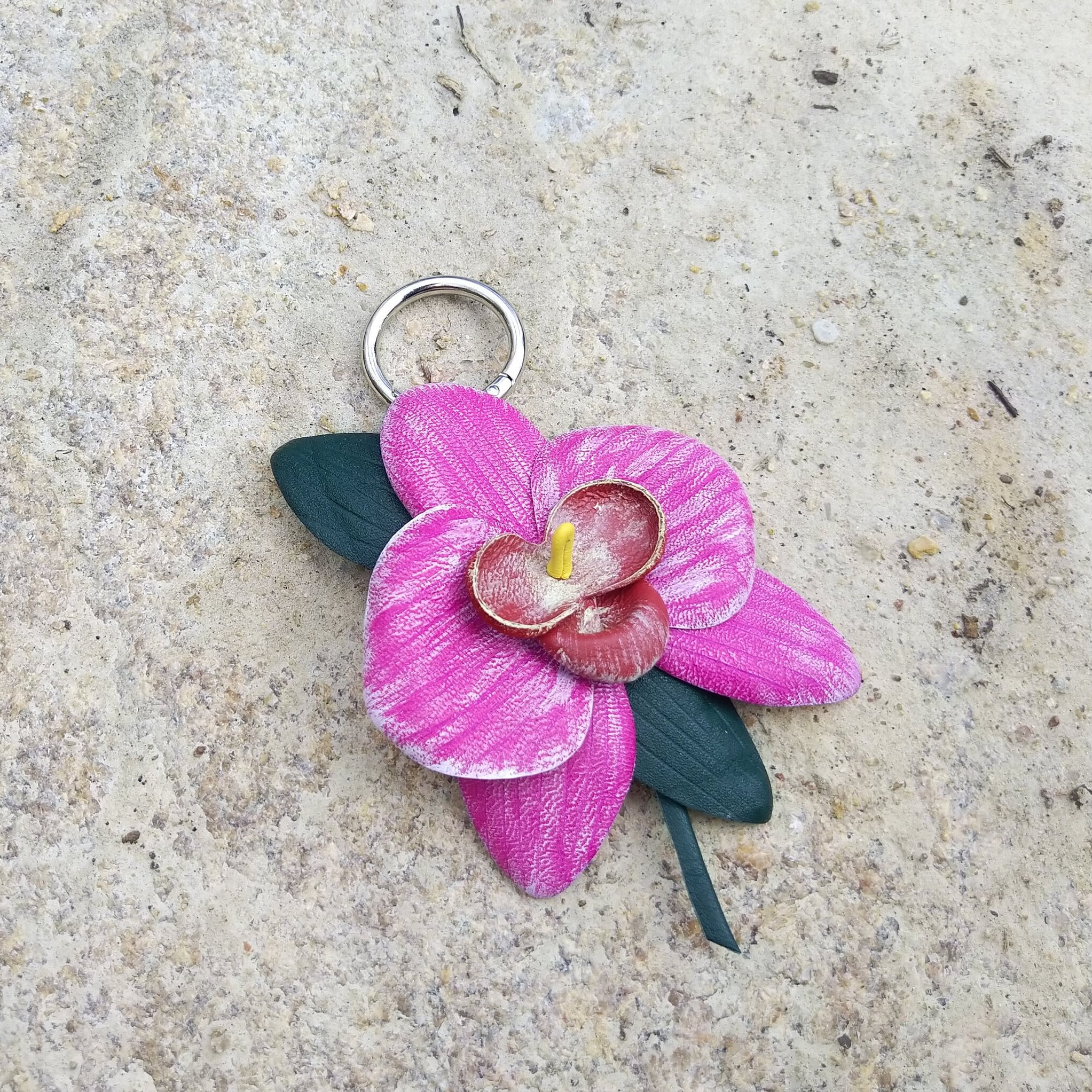 Kaya ♦︎14kgfトロレアイトフラワーカービングチャーム Kaya ♦︎14kgfトロレアイトフラワーカービングチャーム Kaya