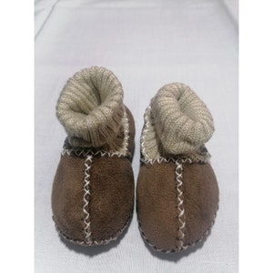 Leather Moccasins, Baby Booties, Baby Moccasins, Infant Booties, Crochet Baby Booties, Baby Slippers, Lambskin Shoes For Babies and Toddlers Brown