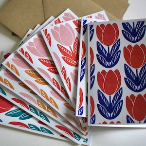 Cartes de correspondance imprimées fleurs tulipes - Lot de 8 | Cartes de correspondance à motif linogravure / Cartes de remerciement / Cartes de correspondance colorées et enveloppes