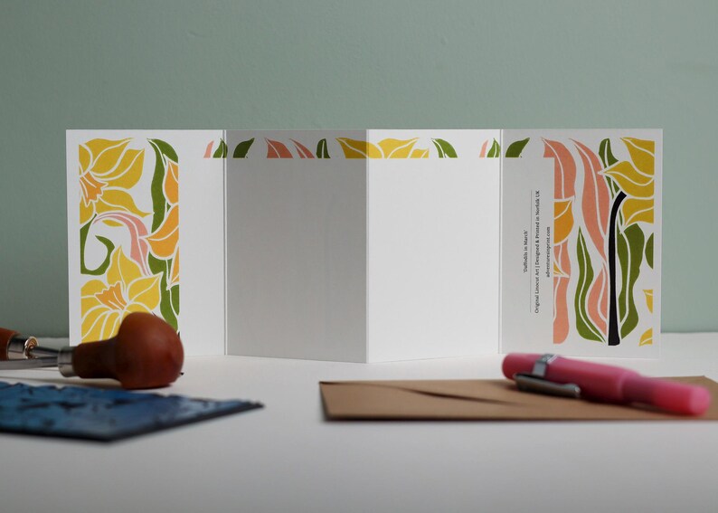 Daffodil Garland Flower Card (March Spring Birth Flower) | Single Card & Envelope imagem 4