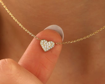 Dainty Heart Necklace With Stones, Tiny Stone Heart Necklace, Gift for Jewelry Lovers, Mother's Day Gift, Stones Jewelry