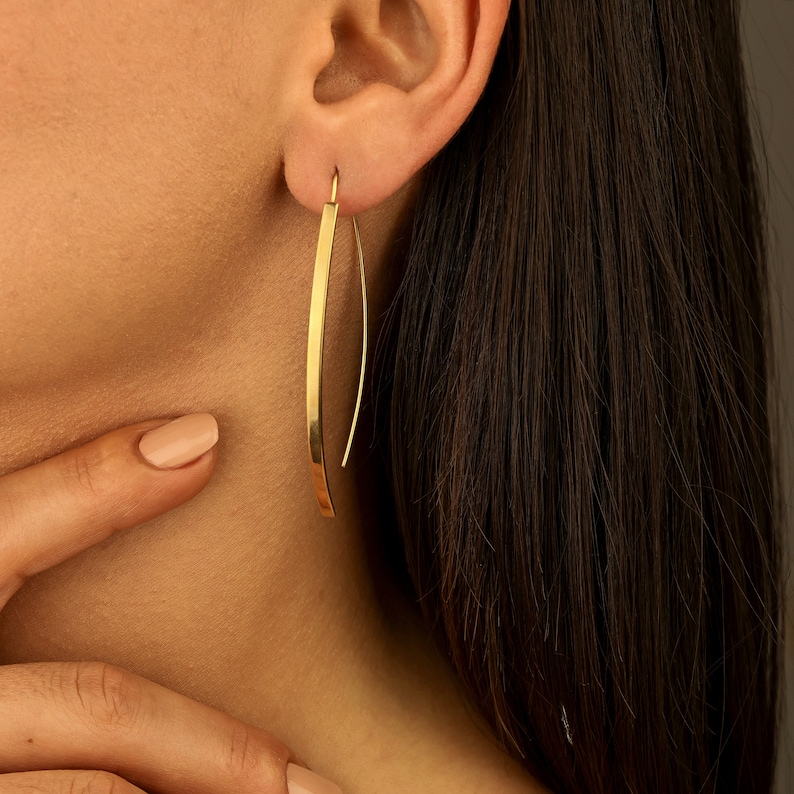 18k Gold Threader Earrings, Open Hoop Earrings, Simple & Lightweight Dangle Earrings, Boho Jewelry, Minimalist Jewelry, Mother's Day Gift imagem 4
