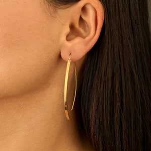 18k Gold Threader Earrings, Open Hoop Earrings, Simple & Lightweight Dangle Earrings, Boho Jewelry, Minimalist Jewelry, Mother's Day Gift imagem 5