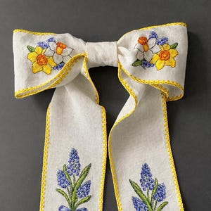 Easter bow cross stitch kit, muscari & daffodil flowers x-stitch pattern, spring holidays needlepoint kit, Easter door decor