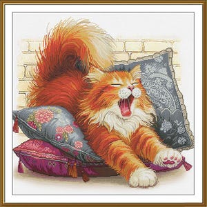 Kit de punto de cruz "Gato jengibre sobre almohadas", kit de bordado acogedor, patrón de punto X de gatito relajado, decoración infantil