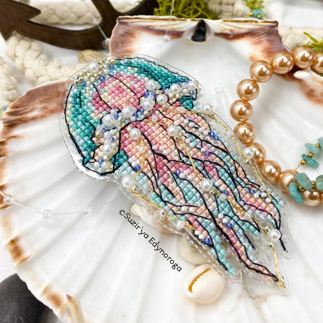 ビーズとパールを使ったクラゲのクロスステッチキット、プラスチック