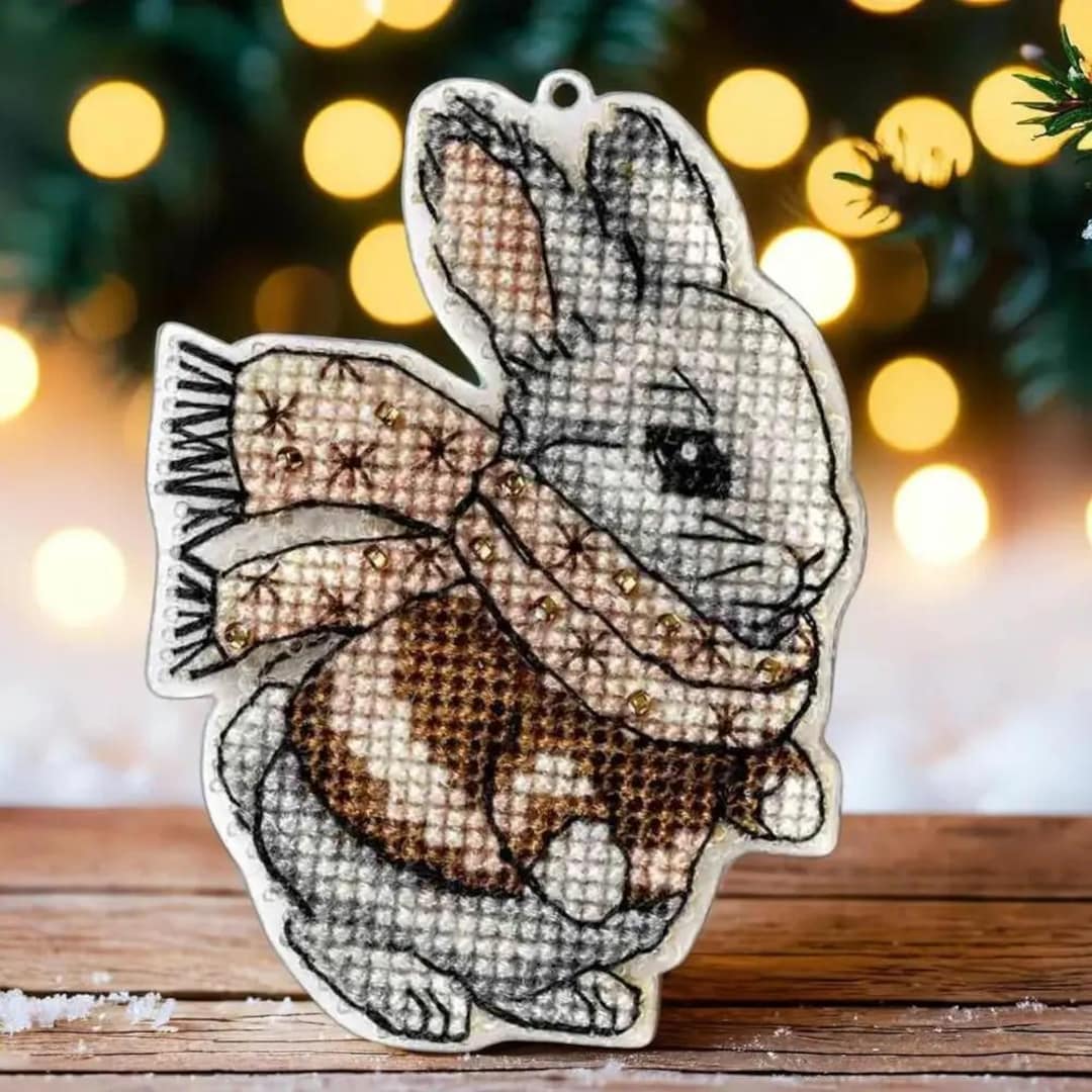 Toile à Broder Peinte à La Main TS Designs - Lapin "I Love Hats" - 14 Fils/pouce - Motif Multicolore