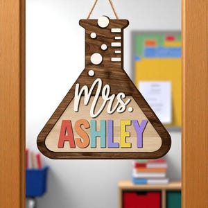 Personalized Science Teacher Door Sign, Custom Name Beaker Classroom Sign, Chemistry Decor Gift for stem Teacher or Lab Door