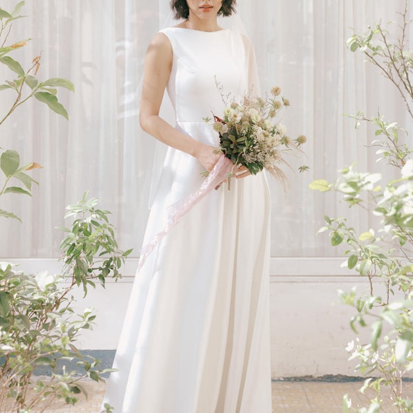Simple wedding dress modest wedding dress minimalist wedding dress (Engagement / Pre-wedding / celestial)