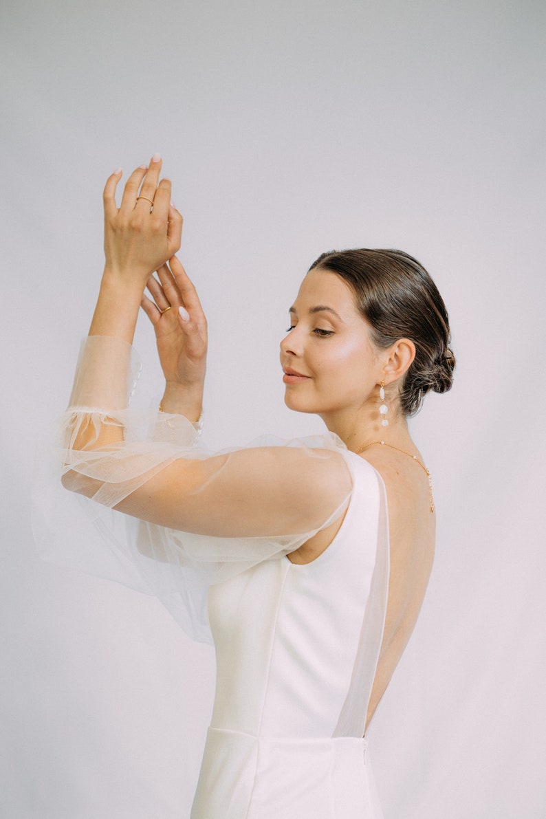 Robe de mariée sirène June satin extensible encolure carrée