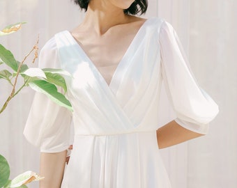 Simple wedding dress modest wedding dress minimalist wedding dress (Engagement / Pre-wedding / celestial)