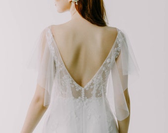 Robe de mariée simple dos nu, une ligne modeste, robe de mariée minimaliste en crêpe (Fiançailles / Pré-mariage / Céleste)