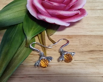 Pendientes colgantes de abeja de plata de ley: joyería de panal de abeja con circonitas cúbicas