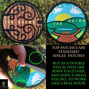 Op de afbeelding: Twee ronde geborduurde patches. Eén toont een bruine deur met de tekst "THE SHIRE" in goud. De andere toont een landschap met een zon, heuvels en een meer, met de tekst "THE SHIRE". De patches zijn enkel of dubbel met klittenband.