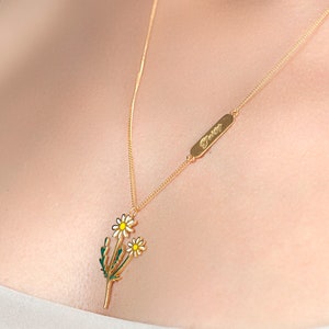 Daisy Birthflower Enamel Necklace, Birthflower Necklace ,March Birthflower,Gifts for Her,Mothers Day Gifts,Anniversary Gifts,Birthday Gifts