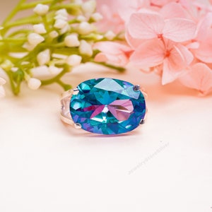Oval Alexandrite Ring: 925 Sterling Silver, Vintage Style, Boho Design Art Deco Jewelry
