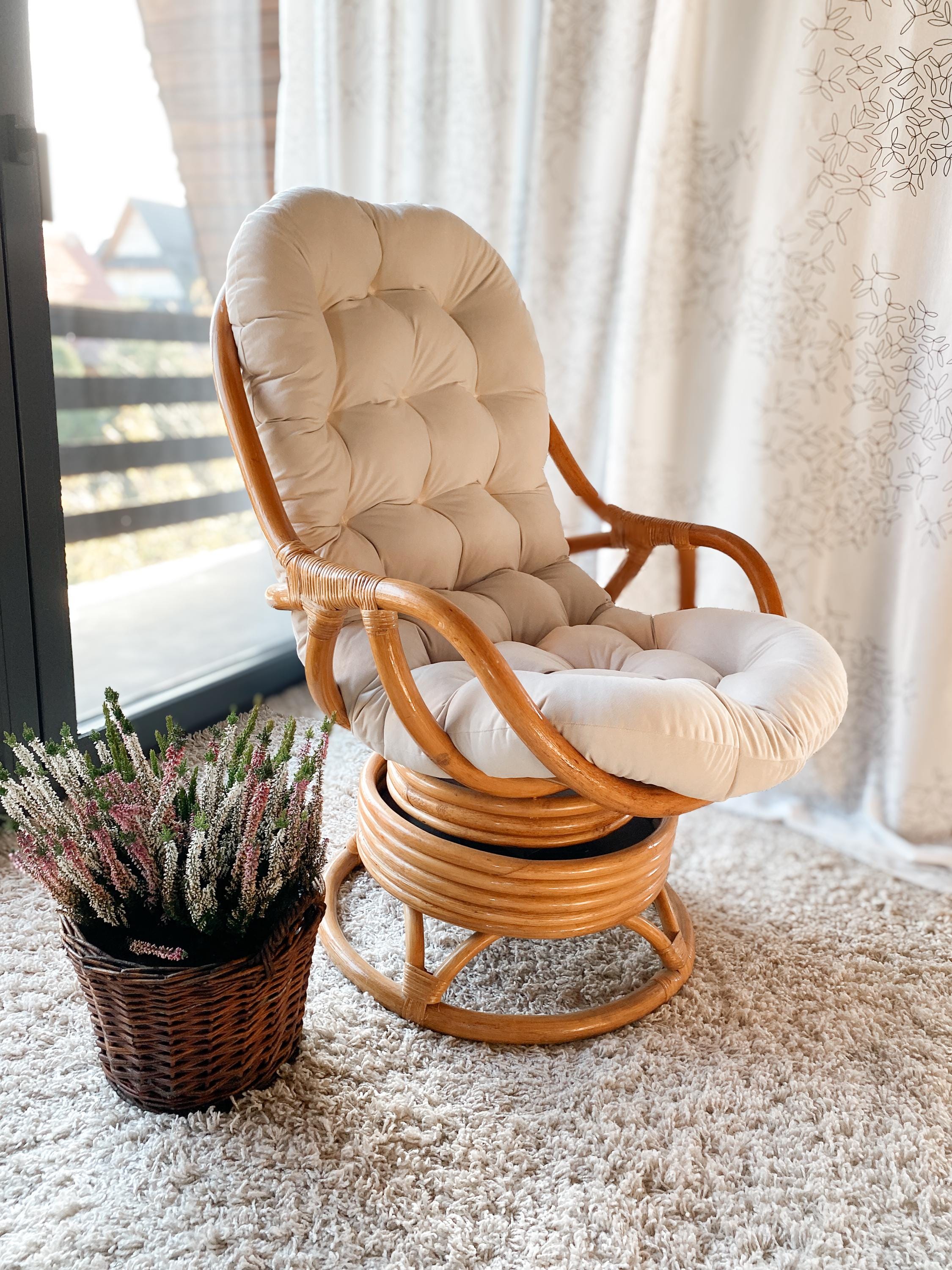 【ぺんぺん】アルネヤコブセン　エッグチェア(ロッキング機能付き) アルネヤコブセン エッグチェア(ロッキング機能付き)