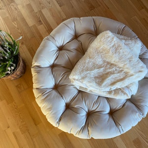 Large floor cushion with shaggy pillowcase Tailormade Round pouf Cozy floor pillow reading corner Fluffy Many sizes and colors zdjęcie 4