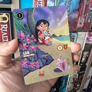 Tarjeta Lorcana de Disney hecha a pedido con arte alterado: Lilo deseando una estrella. Tarjeta TCG. Tarjeta pintada a mano. Regalo de Lilo y Stitch.