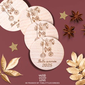 Engraved wooden Christmas magnet, 2025 wishes, small Happy New Year gift
