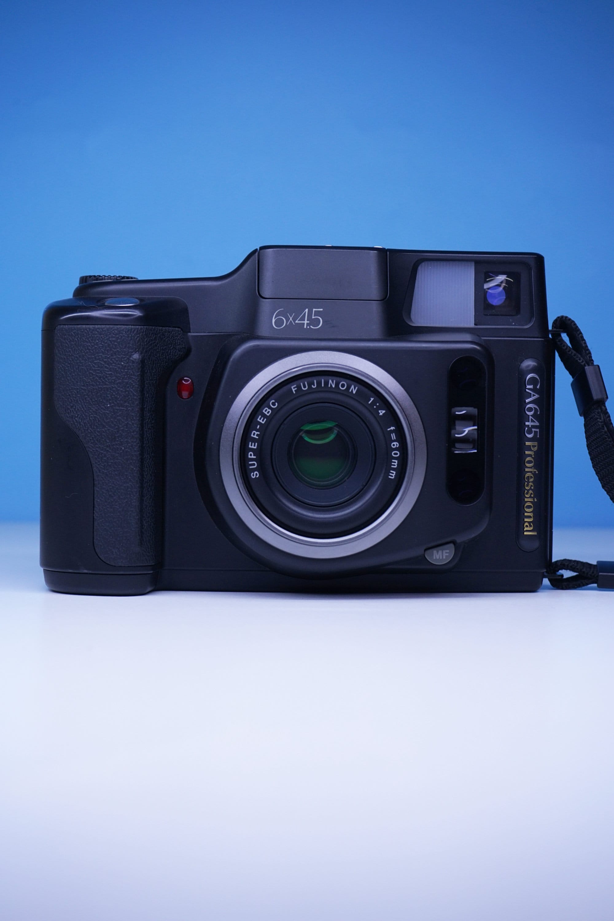 FUJIFILM 富士フイルム GA645 Professional - フィルムカメラ