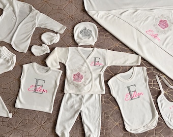 11 Teiliges - Personalisiertes Babyset für Neugeborene, Babyset mit Namen und Initial, Erstlingsset für Mädchen & Jungen